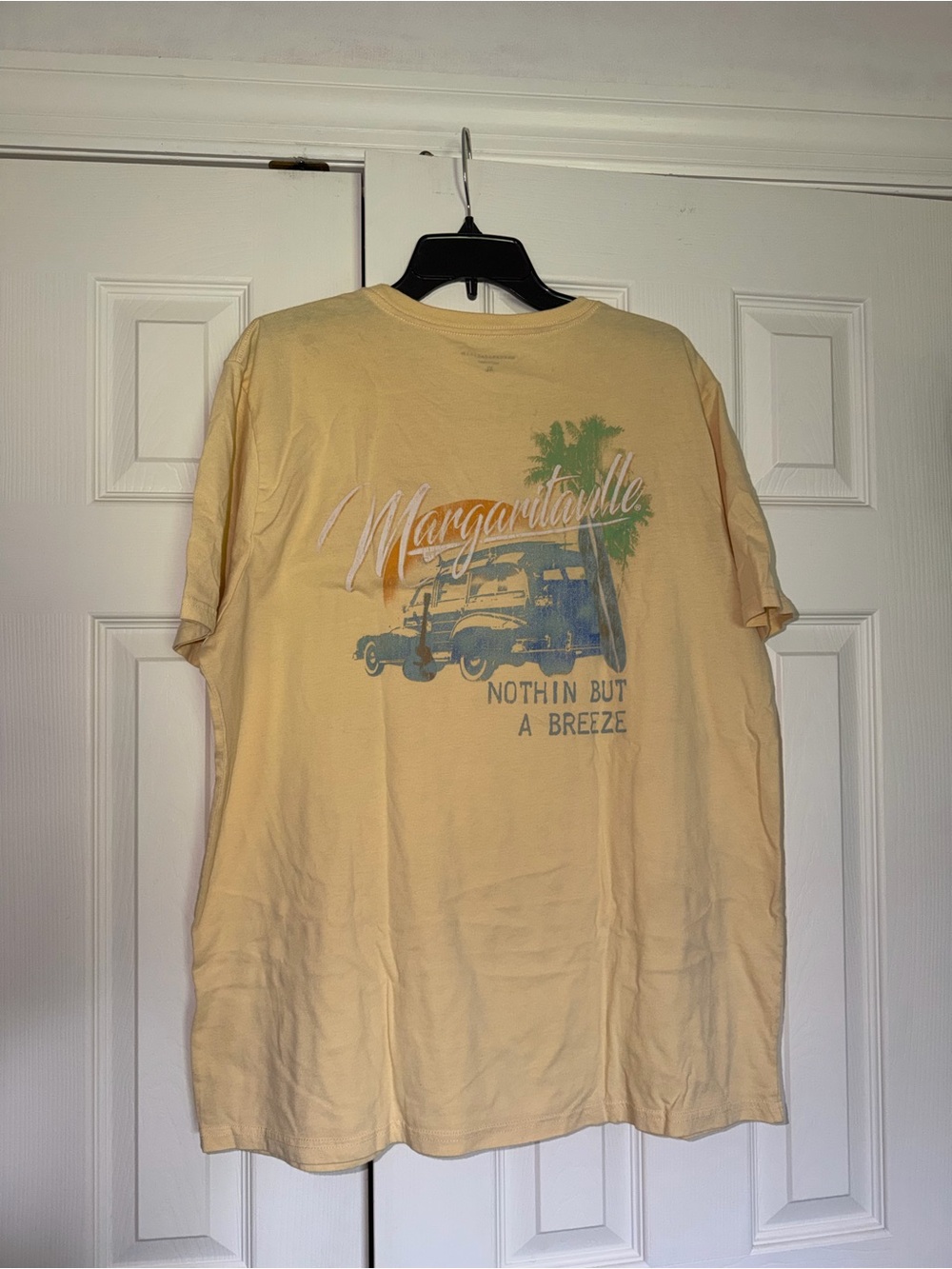 Men’s Margaritaville Light Yellow Graphic Short Sleeve Tee